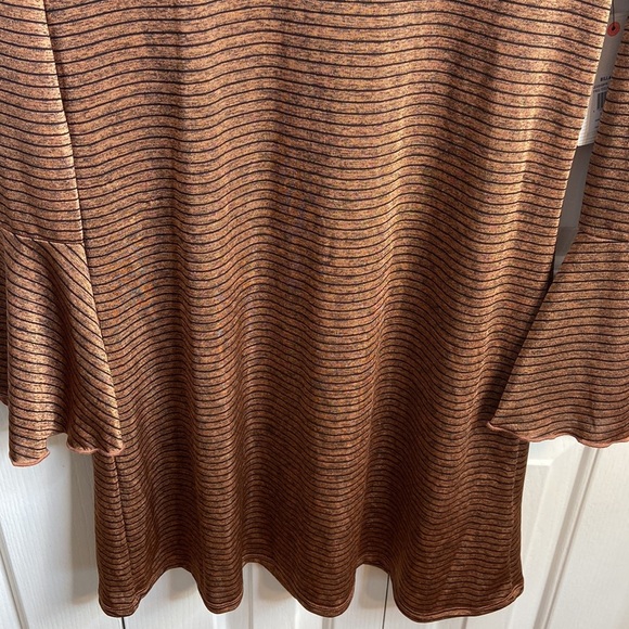 Billabong size M brown and black striped bell sleeve dress new with tag - Picture 6 of 12
